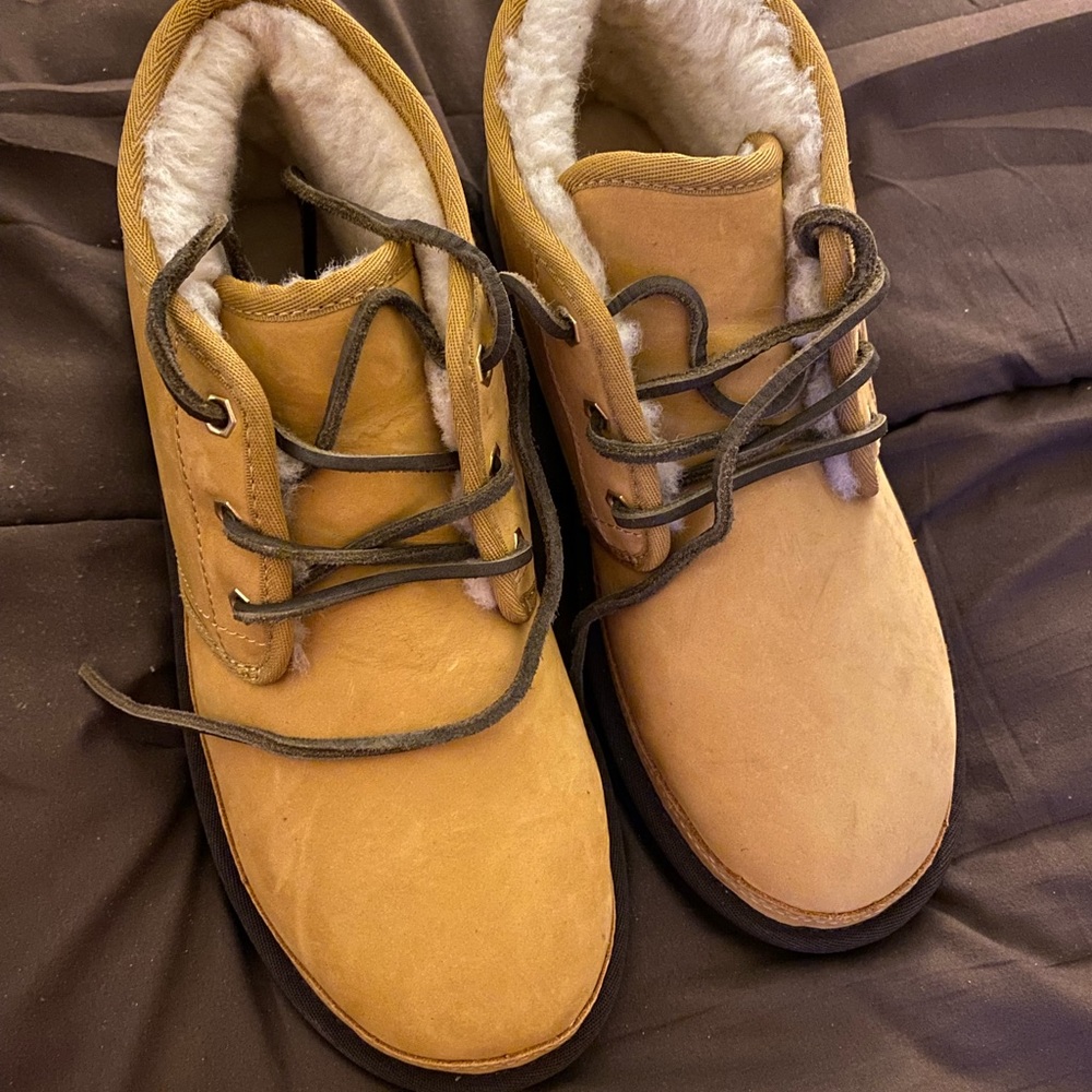 UGG Smooth Leather Boots